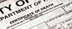 Imagen representativa de un Certificado de Defunción de Estados Unidos bajo CC License.